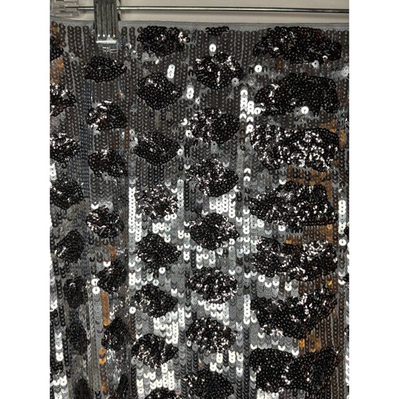 EXPRESS NEW Sequined Mini Skirt Womens S Silver Black Pull On Stretch Holiday - Picture 3 of 6
